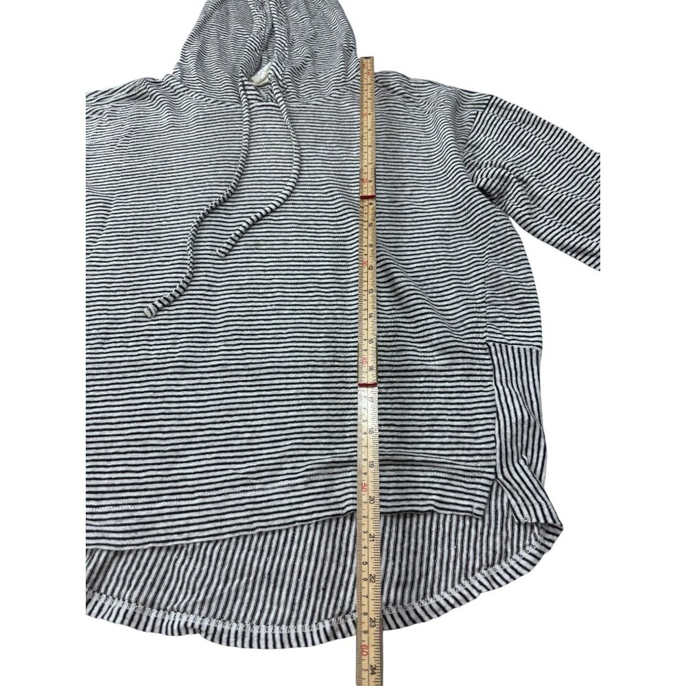 C&C California Black & White Striped Hooded Pullover Linen Top W/ Roll Tab Sleev - Picture 7 of 10
